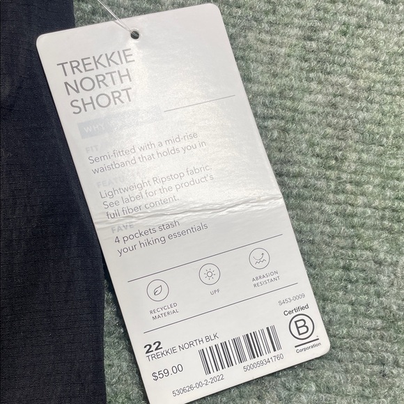 Athleta Black Active Shorts with Zipper Pocket - Picture 4 of 8